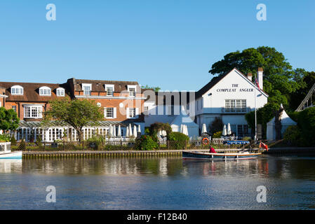 Le Compleat Angler, Marlow, Buckinghamshire, Angleterre, Royaume-Uni. Banque D'Images