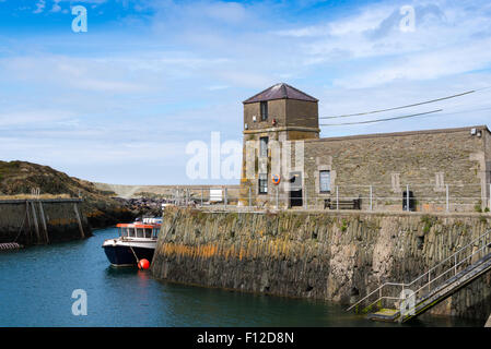 Le Watch House (Y) Watiws Holyhead Porth, Isle of Anglesey, Gwynedd, Pays de Galles, Royaume-Uni. Banque D'Images