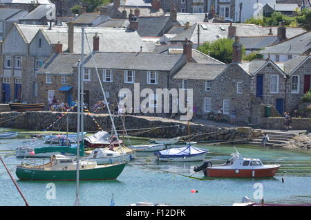 Village de pêcheurs de Cornwall Mousehole Banque D'Images