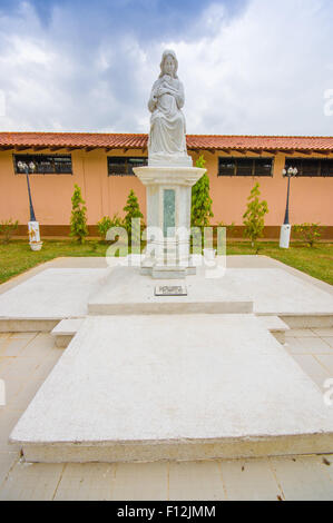 Centre-ville, Santiago est l'une des plus grandes villes de Panama et une importante plaque tournante du transport dans la région. Banque D'Images