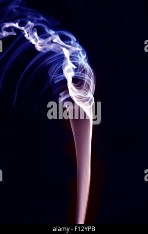 Effet de fumée avec tourbillons dynamique avec de l'imagination et les rêves Banque D'Images