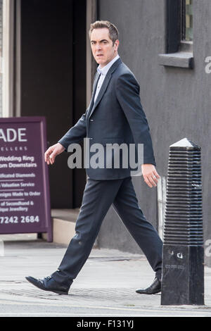 James Nesbitt et Sienna Guillory 'tournage' Lucky Man à Hatton Garden avec : James Nesbitt Où : London, Royaume-Uni Quand : 25 Juin 2015 Banque D'Images