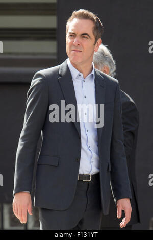 James Nesbitt et Sienna Guillory 'tournage' Lucky Man à Hatton Garden avec : James Nesbitt Où : London, Royaume-Uni Quand : 25 Juin 2015 Banque D'Images