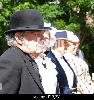 Llandrindod Wells, Powys, Wales, UK. 26 août, 2015. La Victorienne Llandrindod Wells Festival célèbre les années d'expansion la ville apprécié après le réseau de chemin de fer sont arrivés en 1868 permettant aux visiteurs de facilement victorien voyage Pays de Galles et de participer à la bonne santé de la ville des eaux de spa. La semaine de festival encourage les visiteurs à assister en costume d'époque. Banque D'Images