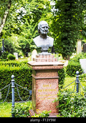 La tombe de l'allemand Adolf Diesterweg schoolman sur le cimetière à Berlin Matthaeus St. Banque D'Images