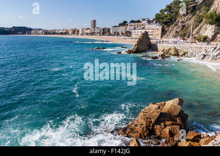 Sa Caleta, plage de Lloret de Mar. Banque D'Images