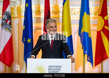 Vienne, Autriche. Août 27, 2015. Le chancelier autrichien, Werner Faymann, traite de la cérémonie d'ouverture de sommet des Balkans occidentaux à Vienne, capitale de l'Autriche, le 27 août, 2015. Credit : Qian Yi/Xinhua/Alamy Live News Banque D'Images