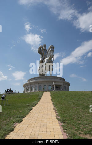 Statue géante de Ghenngis Khaan à Erdene, Töv Province, la Mongolie. Chinggis Khan, Gengis Khan. Banque D'Images