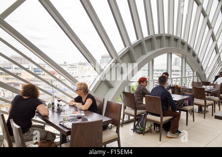 Le restaurant Wintergarten au dernier étage de magasin KaDeWe, Berlin, Allemagne Banque D'Images