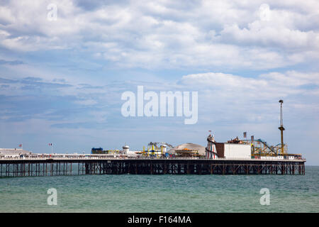 La jetée de Brighton à Brighton, Royaume-Uni Banque D'Images