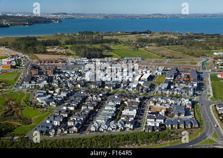 Développement de nouveaux logements, Hobsonville, Auckland, île du Nord, Nouvelle-Zélande - vue aérienne Banque D'Images