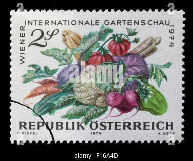 Timbres en Autriche, consacrée à l'International Garden Show, Vienne, montré les légumes, vers 1974 Banque D'Images