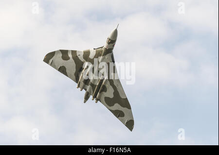 Avro Vulcan XH558 effectuant dans sa dernière saison, à Herne Bay airshow en août 2015. Banque D'Images