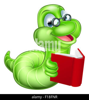 Smiling Cute cartoon ver vert caterpillar bookworm avec des lunettes pour lire un livre Banque D'Images