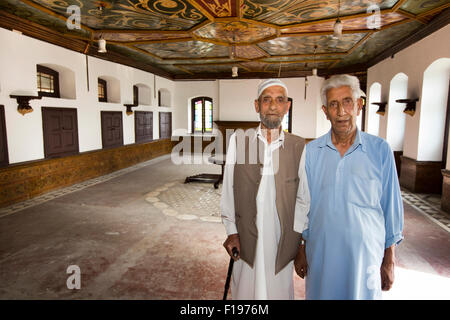 L'Inde, le Jammu-et-Cachemire, Srinagar, Khwaja Manzil Nishati house, propriétaires Haji Noor din Shah Mohammed Amin Shah amd Banque D'Images