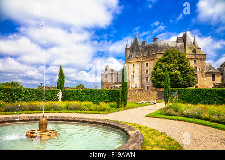 Châteaux impressionnants de France - Jumilhac-le-grand avec de beaux jardins Banque D'Images