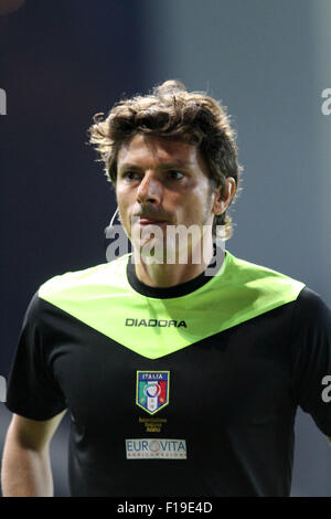 Udine, Italie. Août 30, 2015. Arbitre Antonio Damato ressemble au cours de la Serie A italienne match de football entre l'Udinese Calcio v Palerme le 30 août 2015, au stade du Frioul à Udine, Italie. Credit : Andrea Spinelli/Alamy Live News Banque D'Images