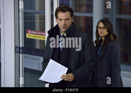 La souche est une horreur série télévisée américaine qui a été créée le FX le 13 juillet 2014. Il a été créé par Guillermo del Toro et Chuck Hogan, basé sur leur nouvelle trilogie du même nom. Cette photo est pour un usage éditorial uniquement et est l'auteur de la société film et/ou le photographe attribué par le film ou la société de production et ne peut être reproduite que par des publications dans le cadre de la promotion du film ci-dessus. Un crédit obligatoire pour l'entreprise de film est nécessaire. Le photographe devrait également être portés lorsqu'il est connu. Banque D'Images