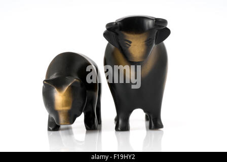 Bear et bull sculptures symbolisaient la bourse de Francfort Banque D'Images