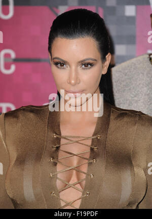 Los Angeles, Californie, USA. Août 30, 2015. Kim Kardashian assiste à la MTV Video Music Awards 2015 arrivants tenue au Théâtre de Microsoft à Los Angeles, Californie le 30 août 2015 . 2015 : Crédit D. Long/Globe Photos/ZUMA/Alamy Fil Live News Banque D'Images