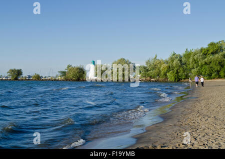 Rivage du lac Ontario à Lakeside Park à Port Dalhousie, St Catharines, Ontario, Canada Banque D'Images