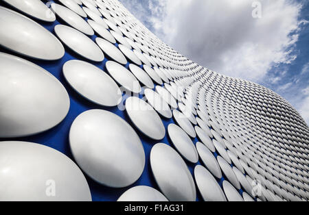 Le revêtement en aluminium du grand magasin Selfridge à Birmingham, en Angleterre Banque D'Images