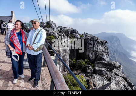 Cape Town Afrique du Sud, Parc national de Table Mountain, réserve naturelle, téléphérique tramway, station supérieure, homme asiatique hommes hommes hommes femmes wom Banque D'Images