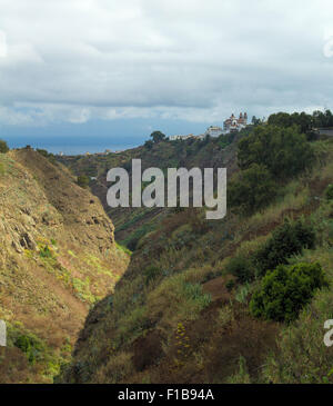 Gran Canaria intérieures, murs escarpés de Barranco de Moya Banque D'Images