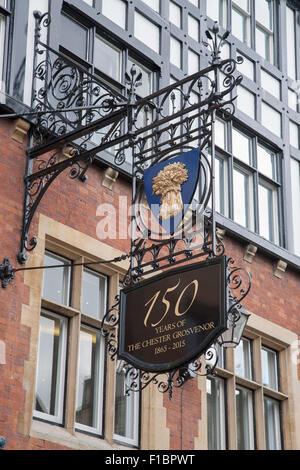 Chester Grosvenor Hotel Sign, Foregate Street, Chester, England, UK Banque D'Images