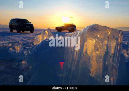 Le lac Baïkal, Sibérie, Russie. 15 Oct, 2014. Cristaux de glace sur le lac Baïkal © Andrey Nekrasov/ZUMA/ZUMAPRESS.com/Alamy fil Live News Banque D'Images