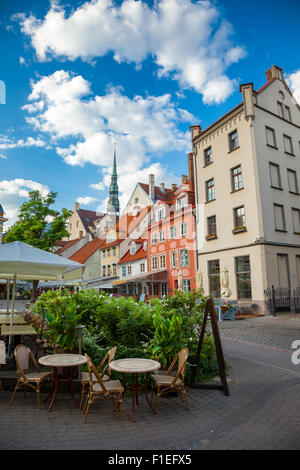 Street dans la vieille ville de Riga, Lettonie Banque D'Images