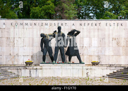 Mausolée du mouvement syndical (1958), cimetière Kerepesi, Pest, Budapest, Hongrie, Europe Banque D'Images