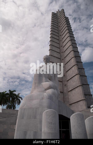 Jose Marti Memorial sur la Plaza de la Revolucion, carré à La Havane, Cuba. Billet d, vue sur la ville cubaine, monument Banque D'Images