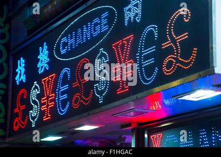 Service de Change lumineux signe, Hong Kong, Chine Banque D'Images