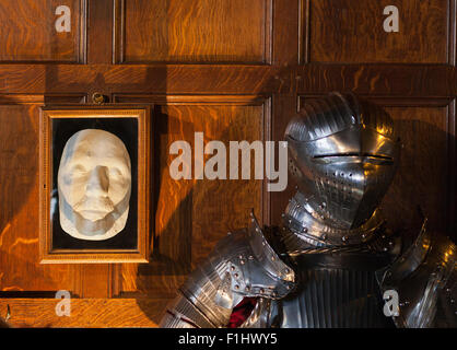 Armure dans Warwick Castle Museum Banque D'Images