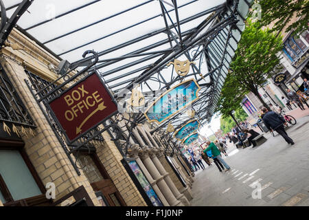 Box office pour le théâtre Gaiety sur King Street, Dublin, Riverdance spectacle à l'affiche. Dublin, Irlande. Banque D'Images