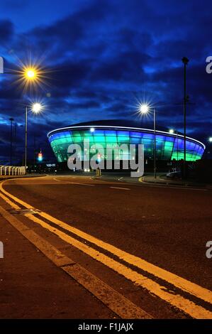 Glasgow, Ecosse, Royaume-Uni. 09Th Nov, 2015. La nuit tombe sur l'Hydro Arena Crédit : Tony Clerkson/Alamy Live News Banque D'Images