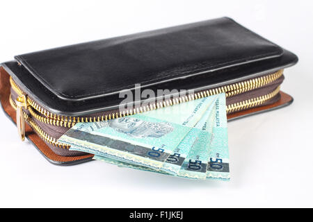 Sac à main noir avec malaysian argent isolé sur fond blanc Banque D'Images
