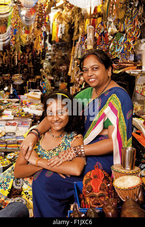 Mère et fille, Victoria Street Market Banque D'Images