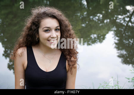 Belle jeune femme de l'Espagne Banque D'Images