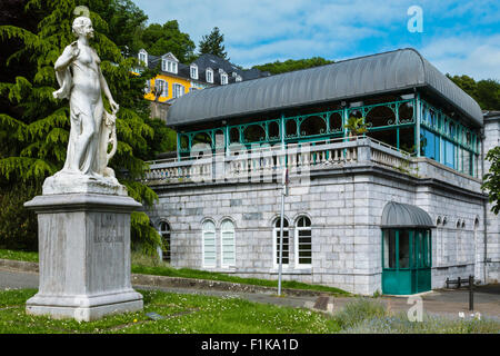 Le bâtiment termae à Bagnères de Bigorre, Haute Garonne, France Banque D'Images