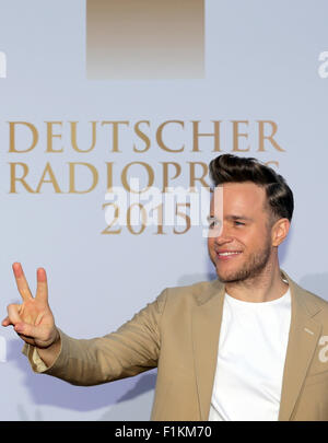 Hambourg, Allemagne. Sep, 2015 3. Musicien britannique Olly Murs arrive à la 6ème Deutscher Radiopreis (radio allemande award) Cérémonie à Hambourg, Allemagne, 3 septembre 2015. PHOTO : AXEL HEIMKEN/DPA/Alamy Live News Banque D'Images