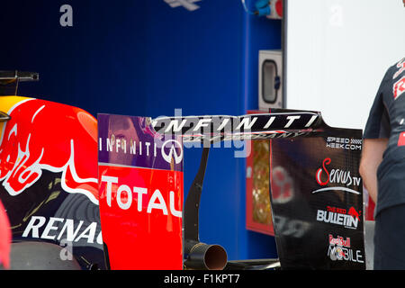 Monza, Italie. 3 Septembre, 2015. Red Bull RB11 avec la Monza-spec pour l'aile 2015 Grand Prix d'Italie de Formule 1 Crédit : Gary Hebding Jr./Alamy Live News Banque D'Images