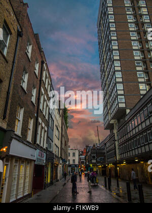 Berwick Street, Soho, London Le coucher du soleil Banque D'Images