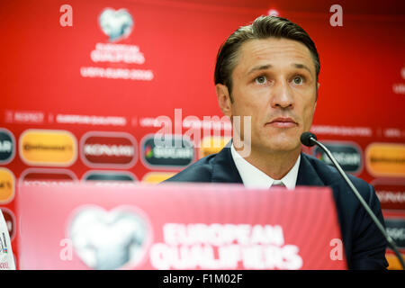 Baku, Azerbaïdjan. 06Th Nov, 2015. Entraîneur de l'équipe de Croatie Niko Kova ? Pour répondre aux questions après le match entre l'Azerbaïdjan et la Croatie à Bakcell arena stadium à Bakou. Credit : Aziz Karimov/|Pacific Press/Alamy Live News Banque D'Images