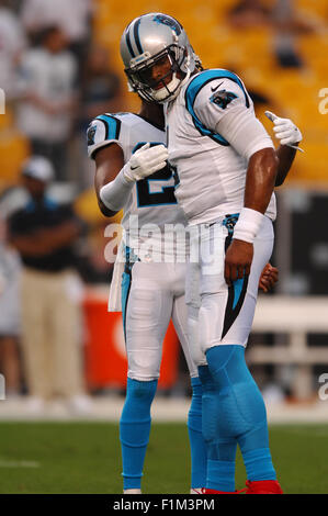 Pittsburgh, Pennsylvanie, USA. 06Th Nov, 2015. Cam Newton # 1 au cours de la Carolina Panthers vs Pittsburgh Steelers match au stade Heinz Field de Pittsburgh, Pennsylvanie. Jason Pohuski/CSM Crédit : Cal Sport Media/Alamy Live News Banque D'Images