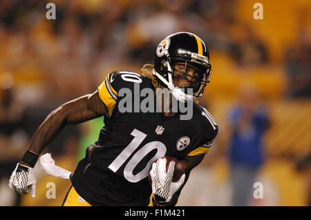 Pittsburgh, Pennsylvanie, USA. 06Th Nov, 2015. Martavis Bryant # 10 pendant la Carolina Panthers vs Pittsburgh Steelers match au stade Heinz Field de Pittsburgh, Pennsylvanie. Jason Pohuski/CSM Crédit : Cal Sport Media/Alamy Live News Banque D'Images