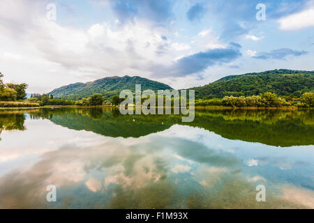 Italie Vénétie Prealpi Trevigiane, lacs de Revine - Lac de Santa Maria Banque D'Images