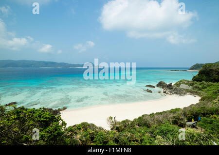 Belle plage tropical paradise de Amami Oshima dans le sud du Japon près d'Okinawa Banque D'Images