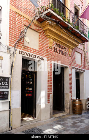 Entrée de Bodegas El Pimpi, bar restaurant, Malaga, Andalousie, espagne. Banque D'Images